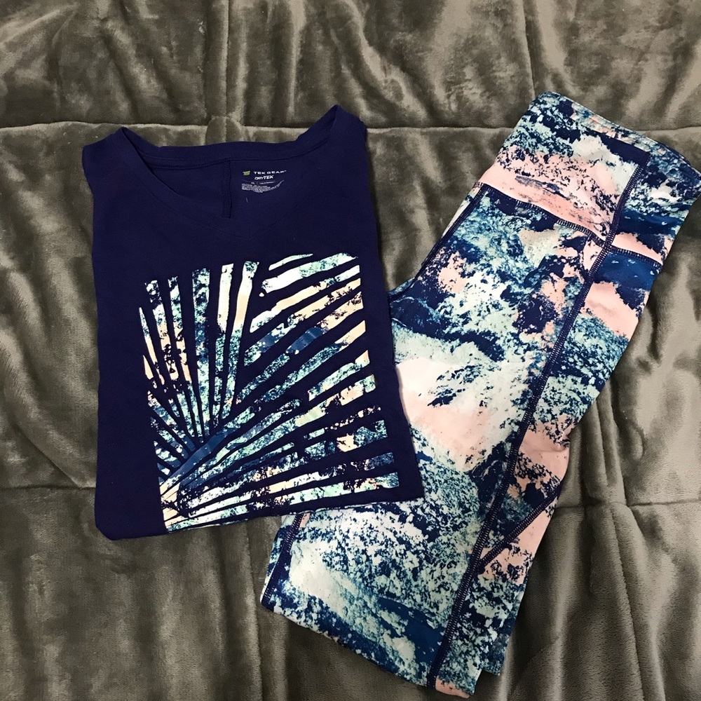 Work set, good condition, super comfortable!